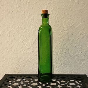 Glass bottle
